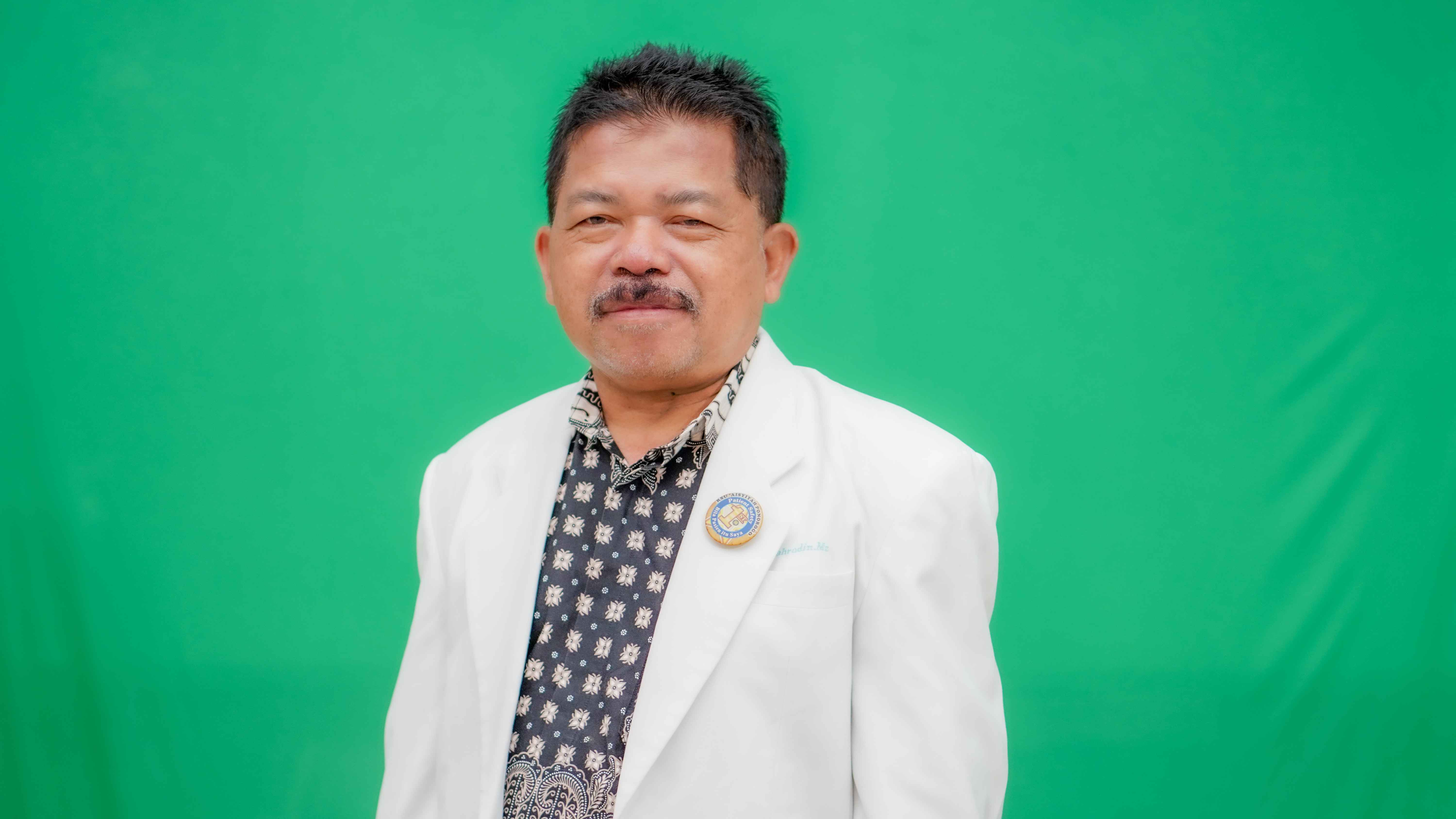 dr. Bahrodin, Sp PD